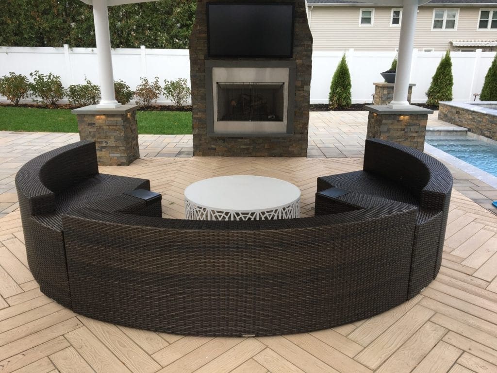 Outdoor Fire Pits and Fireplaces with Green Meadows Lanscaping - NJ