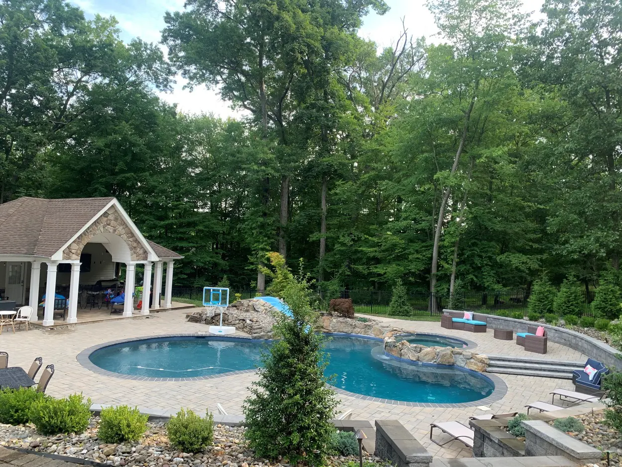 Our Warren, NJ Spa & Pool Builders Work To Keep You Cool
