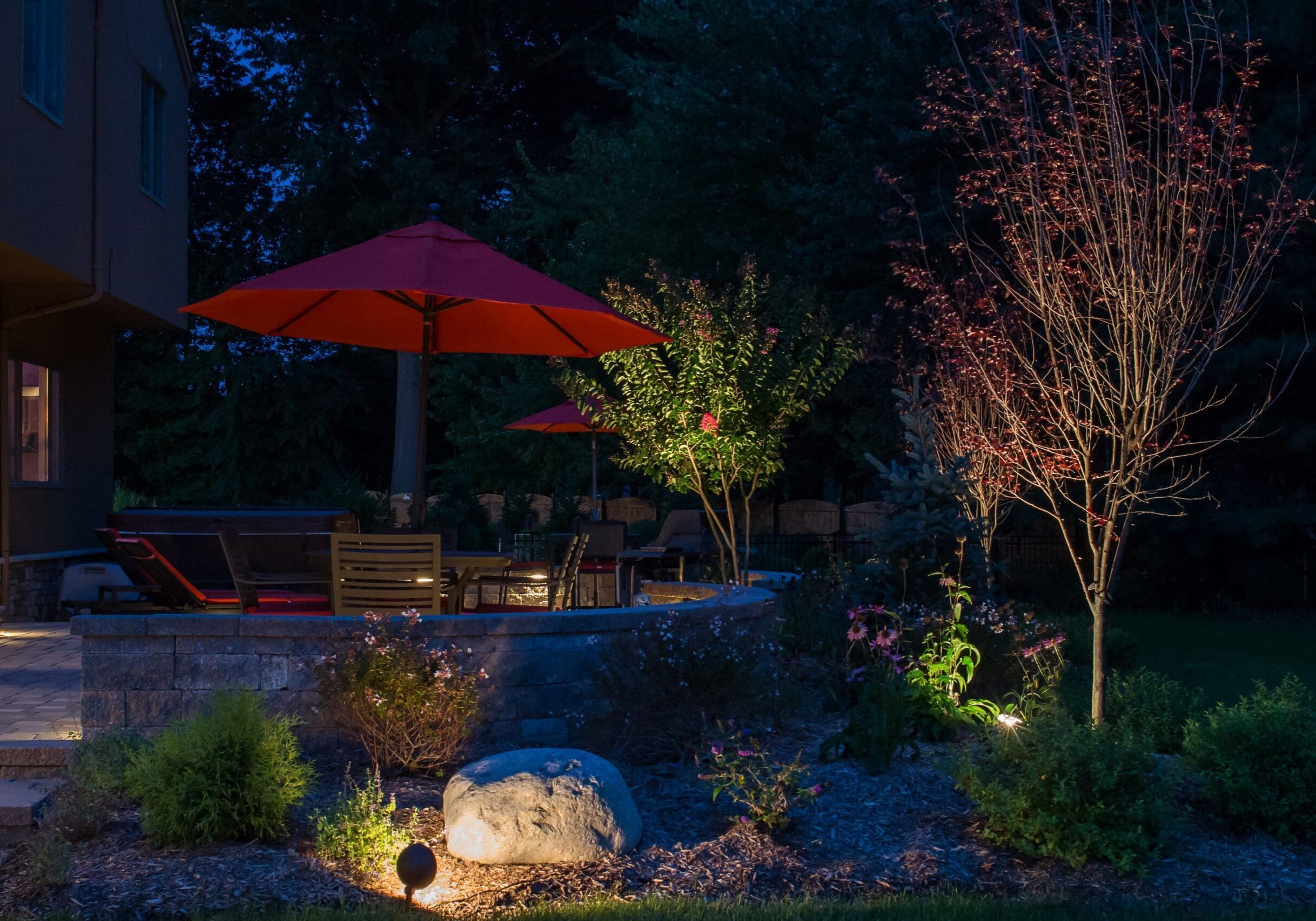 landscape lighting, patio